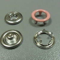 Кнопка рубашечная  7,8мм открытая в Дагестане