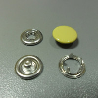 Кнопка рубашечная 9,5мм Закрытая в Дагестане